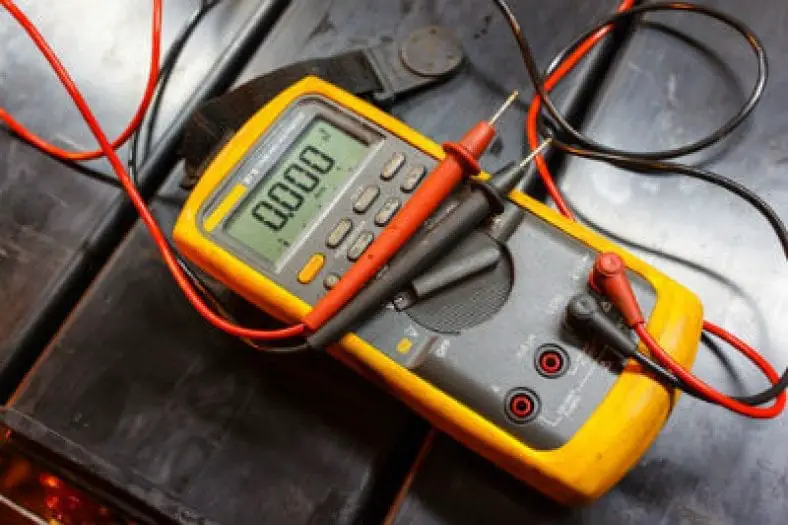 How to Test a Light Socket With a Multimeter HouseTechLab
